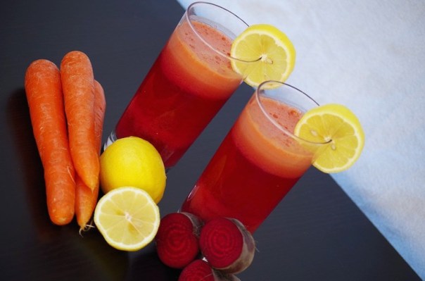 These 7 Healthy Juices Taste Like Fall in a Bottle