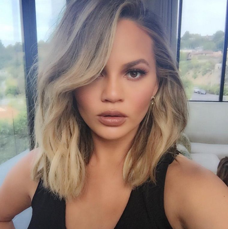 Chrissy Teigen Gets Real About Stretch Marks Wellgood 5442