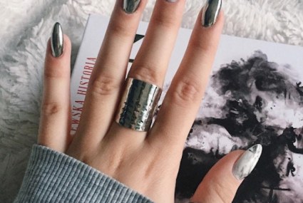 This Major Nail Trend Takes Its Inspiration From Healthy Instagram