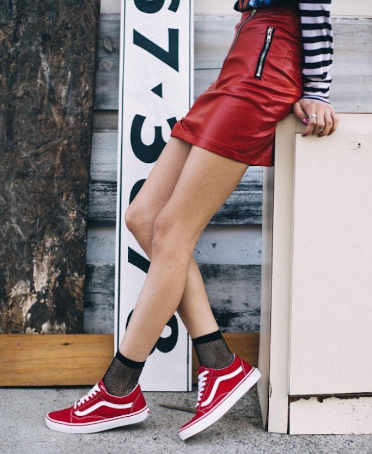 what to wear with vans old skool