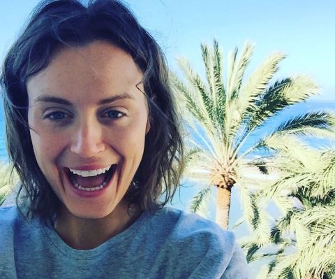 Taylor Schilling's Brilliant, Mind-Clearing Morning Hack for a Good Day