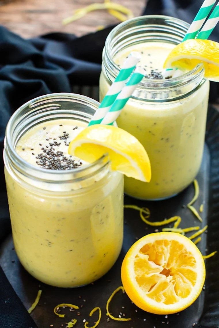 https://www.wellandgood.com/wp-content/uploads/2017/09/Lemon-Turmeric-Chia-Smoothie-4_falsexfalse_true_70.webp