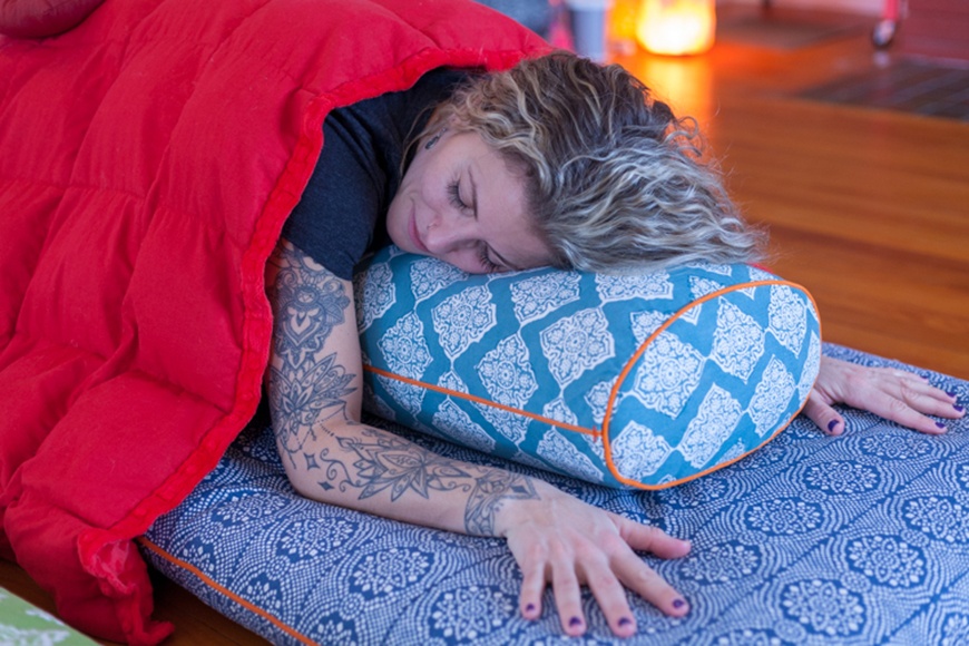 weighted yoga blanket