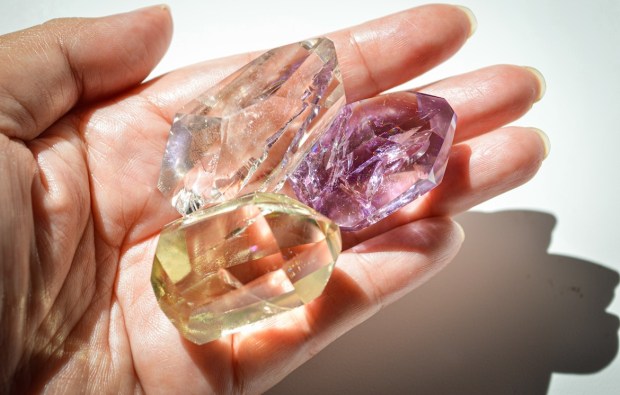 9 Calming Stones—and Crystal Combinations—to Soothe Anxiety and Inspire Abundance
