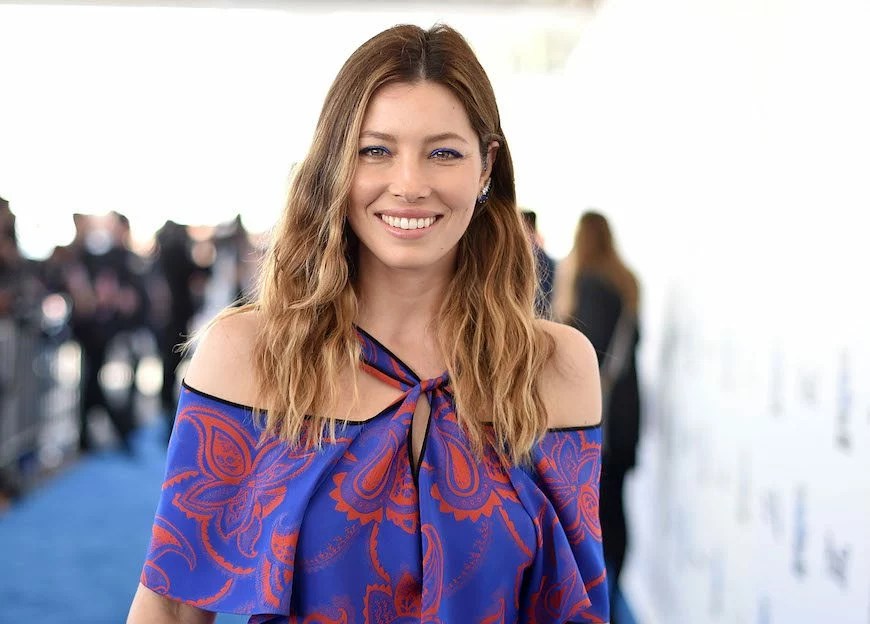 Jessica Biel Says Yoga Helped Her Find Herself In Her 20s
