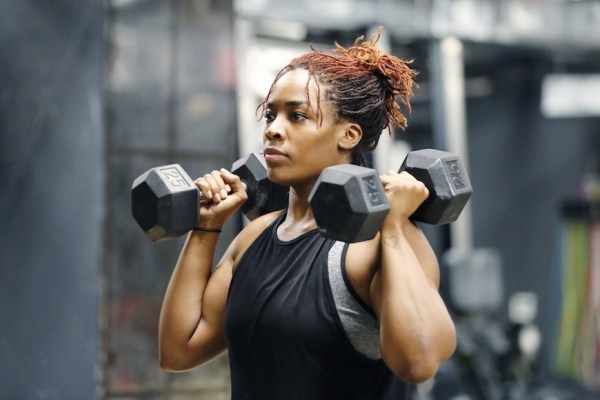 Cardio Weightlifting Can Save You *Major* Time in the Gym—and Who Doesn't Want That?