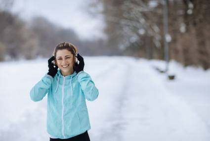 The Warmest Winter Workout Gear to Make Any Sub-Zero Sweat Sesh Feel Toasty