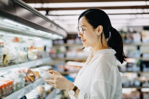 The Biggest Label-Reading Mistakes You're Making at the Grocery Store