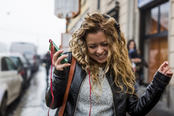 Hair Boosters Rehab Dry, Drab Strands in Under a Minute Flat