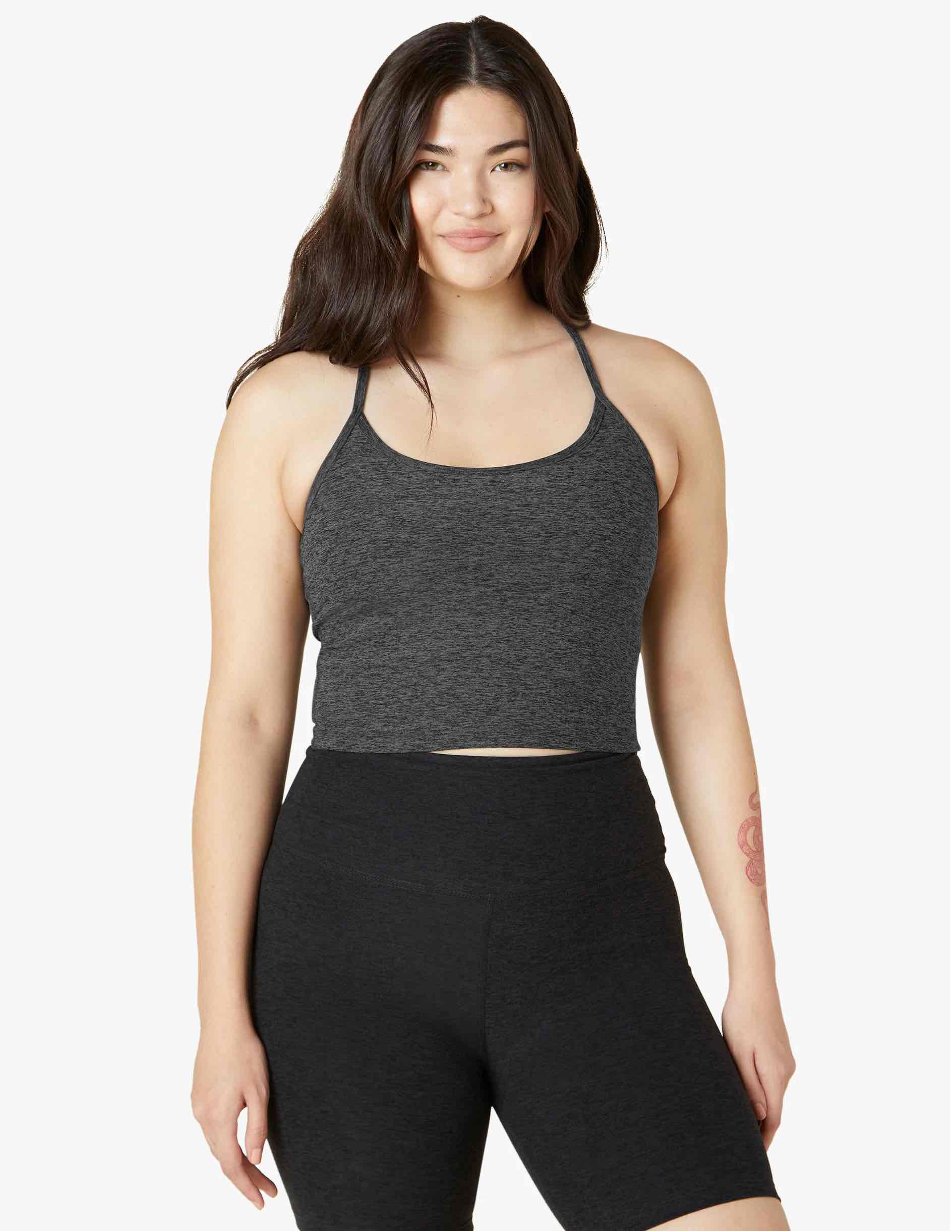 The Ultimate Guide to Yoga Clothes for Hot Yoga ⋆ Sportycious