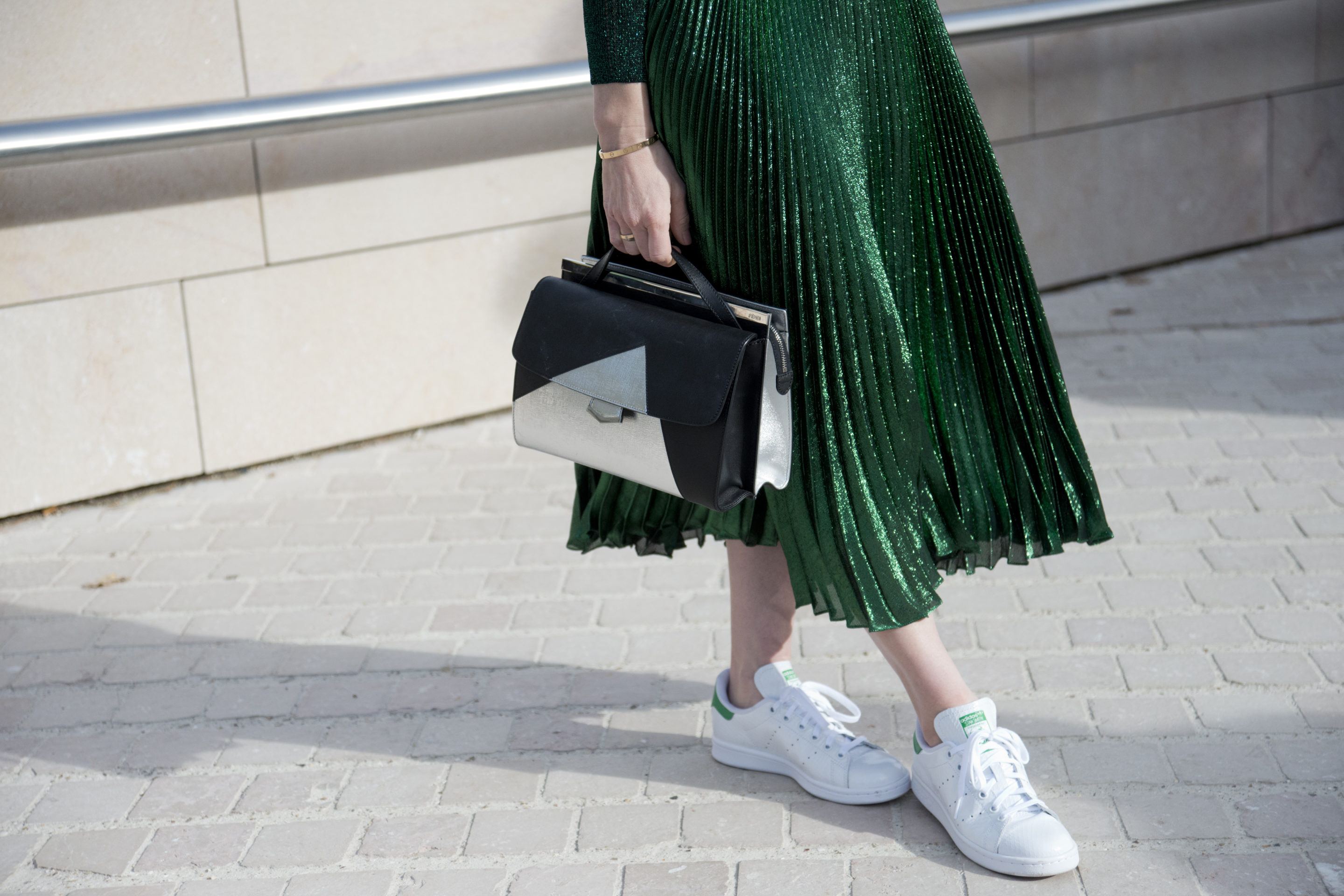 dresses worn with sneakers