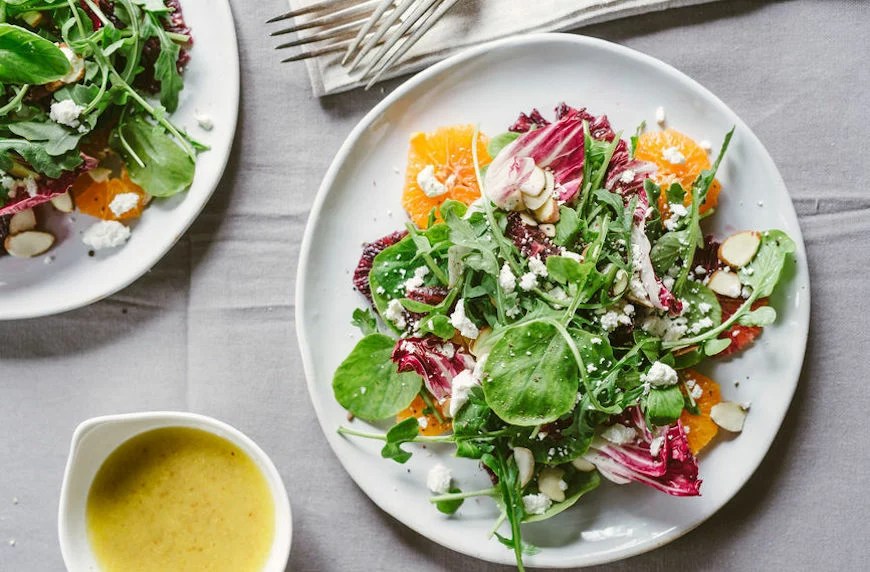 11 Healthy Salad Dressing Brands, According to an RD