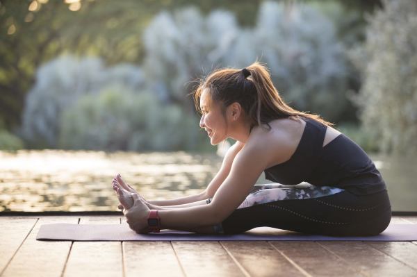 The Grown-up Version of 'Head, Shoulders, Knees and Toes' Stretches the Tightest Muscles in Your...