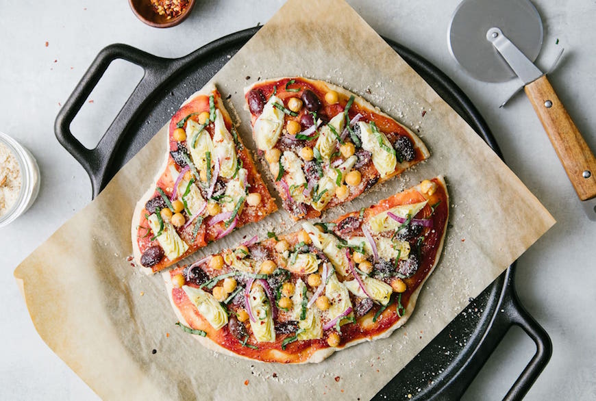 How to Make Pizza Dough {Easy Vegan Recipe} - FeelGoodFoodie