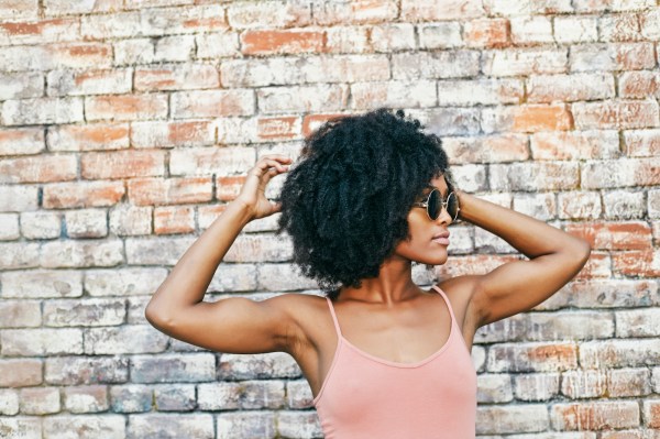 This Hot Oil Treatment for Hair Helps No Matter What Issue You're Dealing With