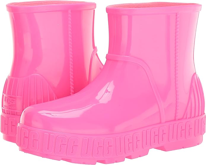 Chic rain boots? We're not pulling your leg!