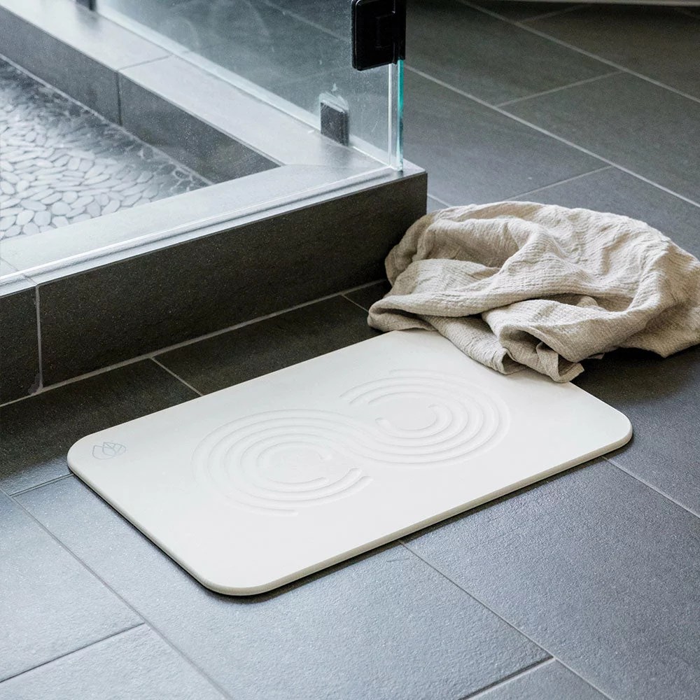 How to Clean Bath Mats of All Types