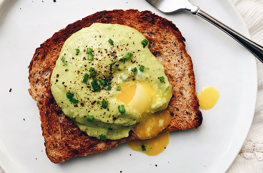 This Healthy Hollandaise Sauce Makes Bunch Better | Well+Good