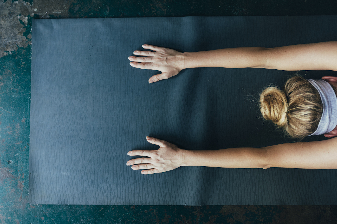 Yoga Accessories Round Restorative Yoga Bolster Support Pillow, Blue 