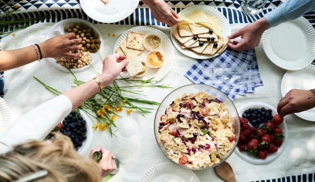 7 Picnic Food Safety Rules Experts Want Everyone to Follow