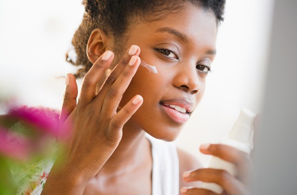 These Are the Top 4 Skin-Care Products Derms Recommend for People With Psoriasis