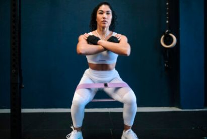 How to hold a squat longer, according to a trainer