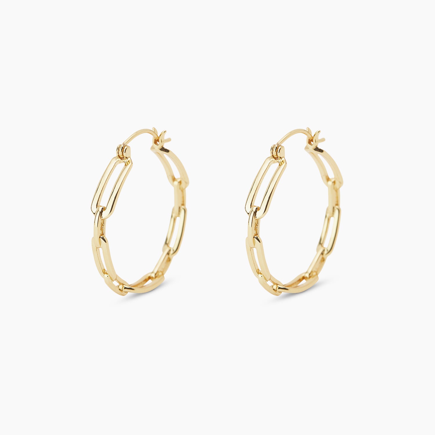 Maria Wants to Swap Her Gold Hoops For These Gold Chain Earrings -  Fashionista