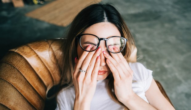 Optometrists Say These Are the Best OTC Eye Drops for Intense Allergies