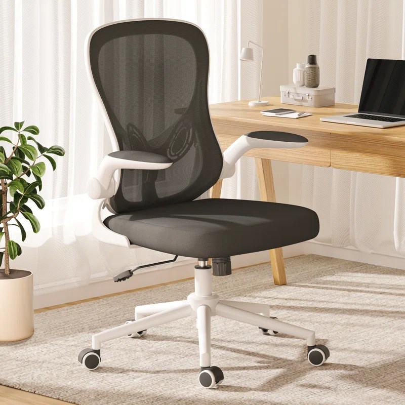 4 Best Office Chairs Recommended By Therapists For Lower Back Pain