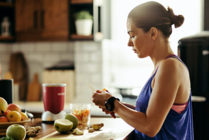 How to Resist Those Late Night Carb Cravings – SHOCK: Women's Fitness