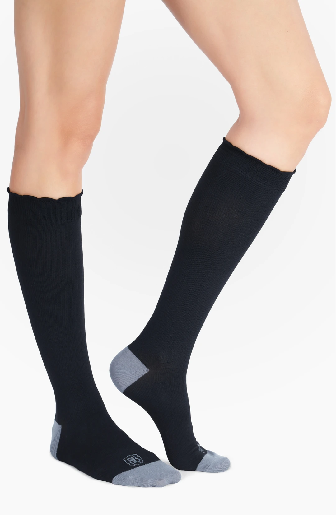 The Best Compression Socks for During and After Pregnancy To Prevent ...