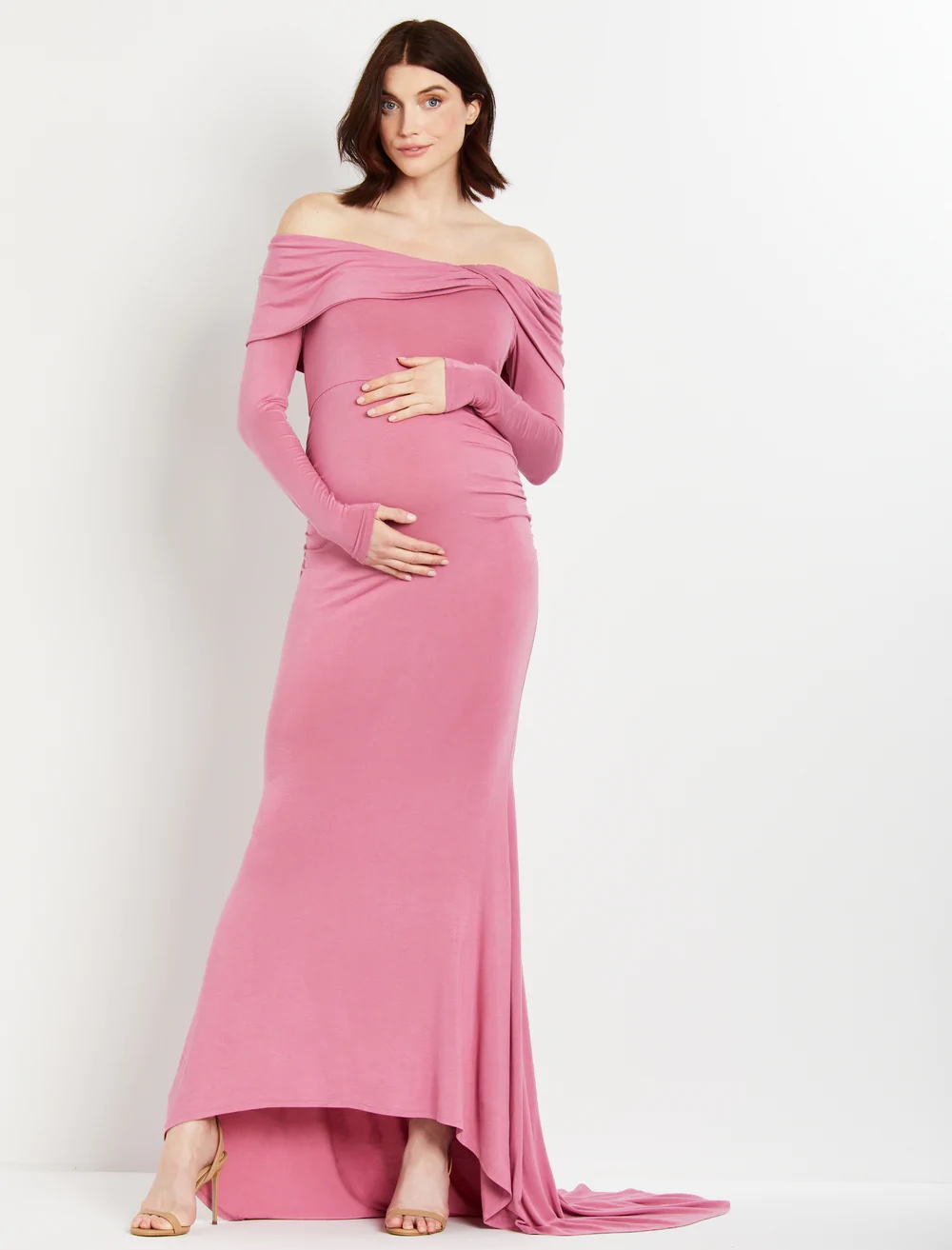 23 Best Maternity Photoshoot Dresses in 2022 | Well+Good