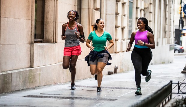 Jogging Is Making a Comeback Right Now—and We Are So Here for It