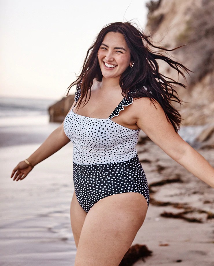 20 Best Swimsuits For Large Busts 2023 Well Good
