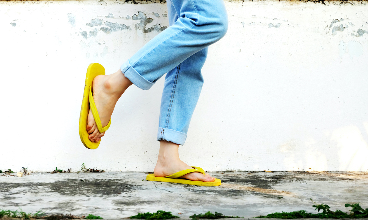 Here's how to wear flip flops and still look pulled-together