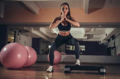 Step Aerobics Is Back! Try This 15-Minute Class