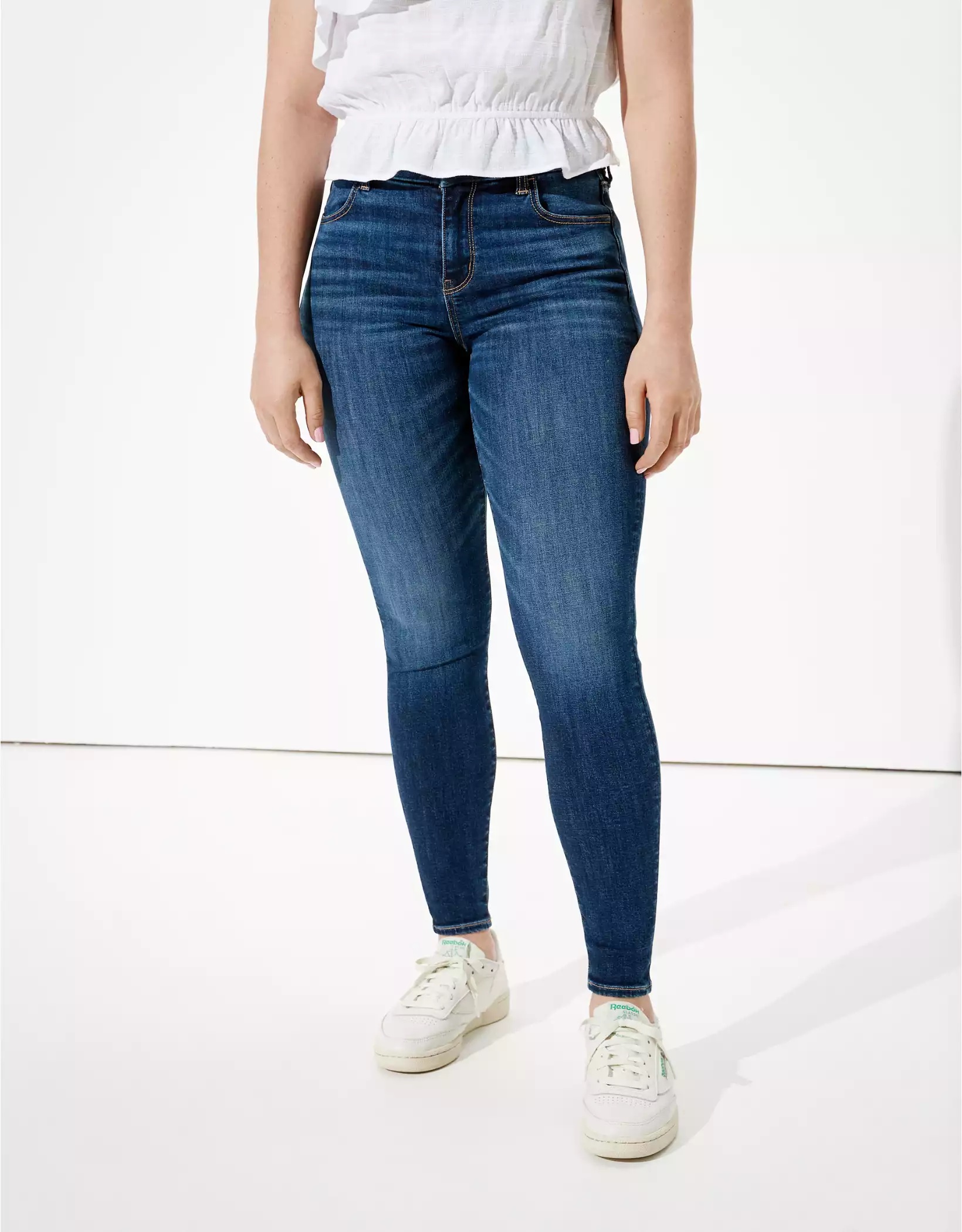 Best Jeans for women to hide belly fat  Distressed Jeans, High Waisted  Jeans, Jeggings etc. 