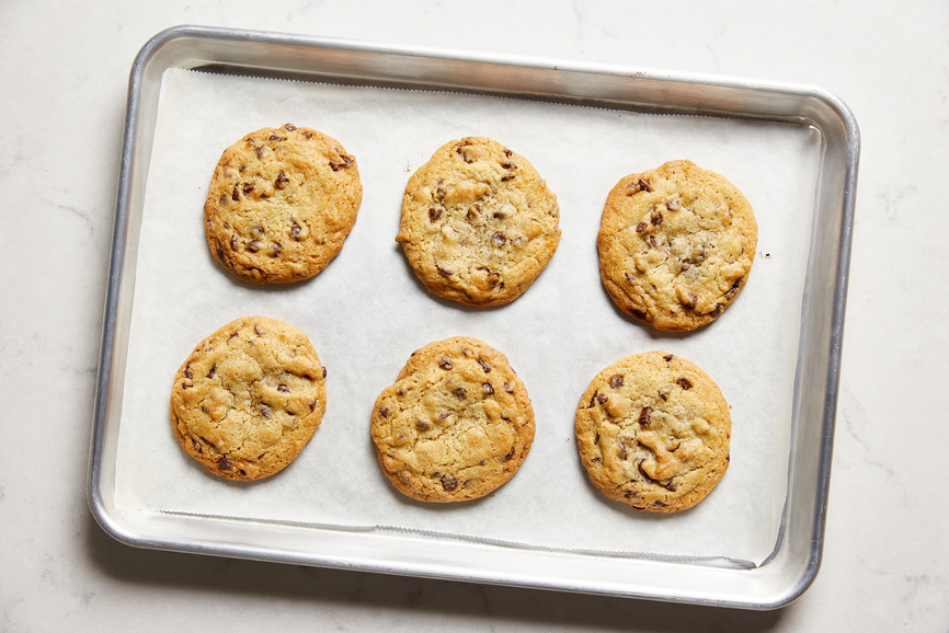 ooey-gooey-vegan-chocolate-chip-cookie-recipe-well-good