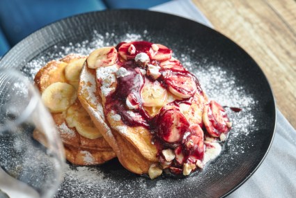 This Protein-Packed Maple Berry Baked Yogurt Is Your New Favorite 4-Ingredient Breakfast