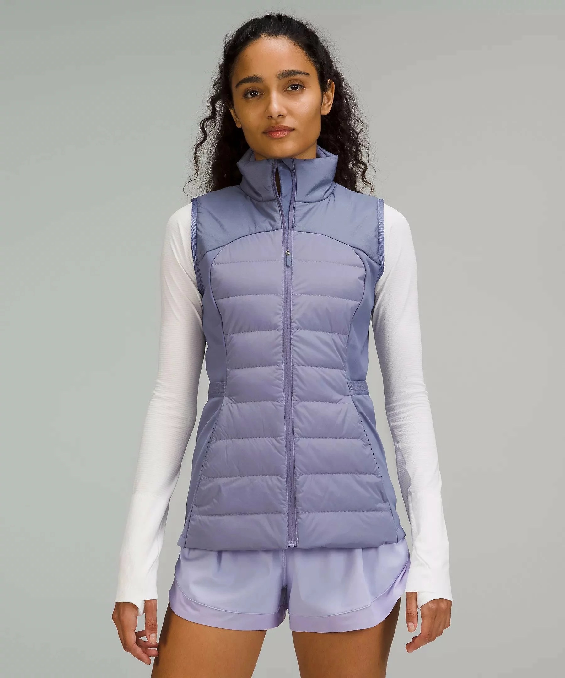 Lululemon Running Vest Womens Size 4 Blue Reflective Wet Dry Warm Full Zip