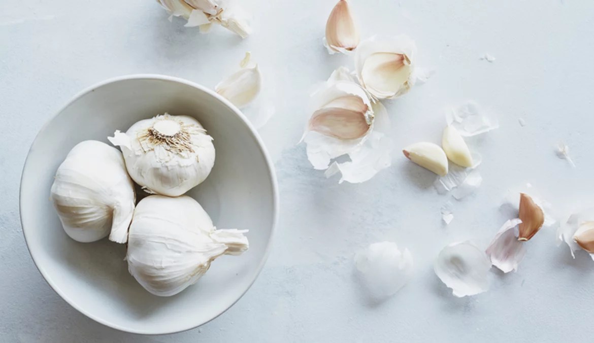 Shoppers Say This Oxo Garlic Press Is Surprisingly Easy to Clean