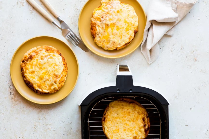 How to Clean a Frying Basket