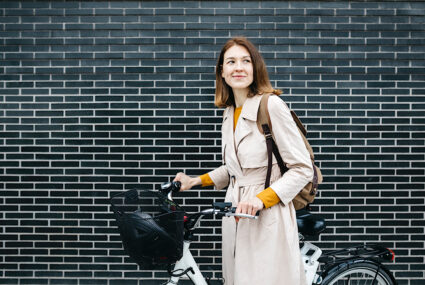 4 Collapsible Bike Helmets To Shop Now Well Good