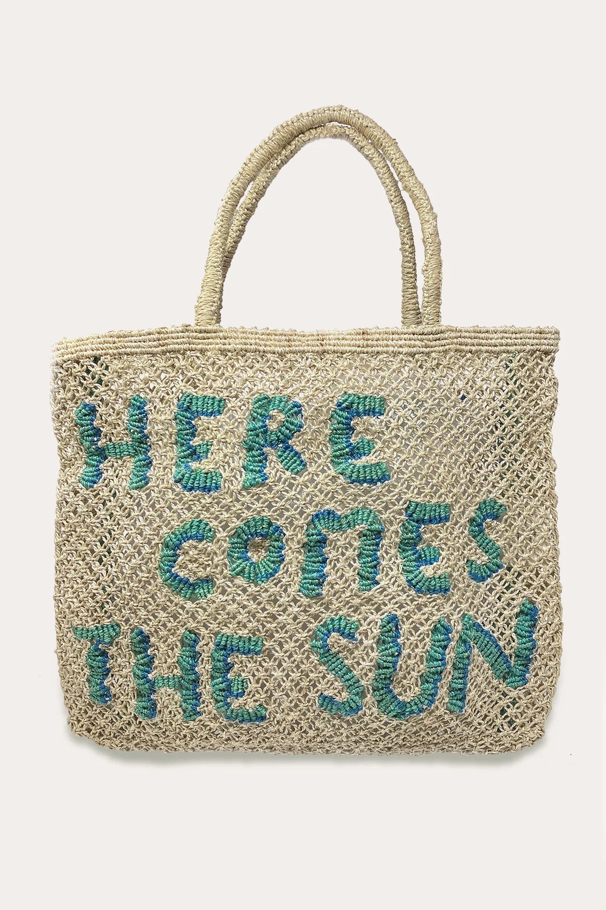 The Best Beach Bags and Totes for a Day in the Sun (and Sand)