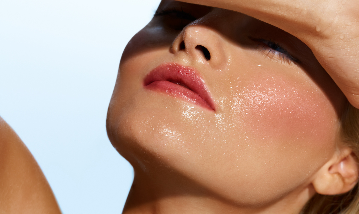 9 Top Tips : How to Sweat-Proof Makeup For Summertime Heat - RAL Blog