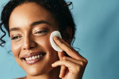 Is The Avène Cicalfate+ Cream a Dupe of La Mer? 