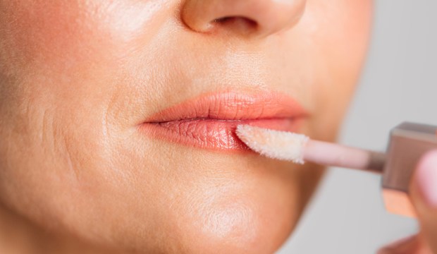 These Are the Most Common Causes of Lip Wrinkles, According to Dermatologists