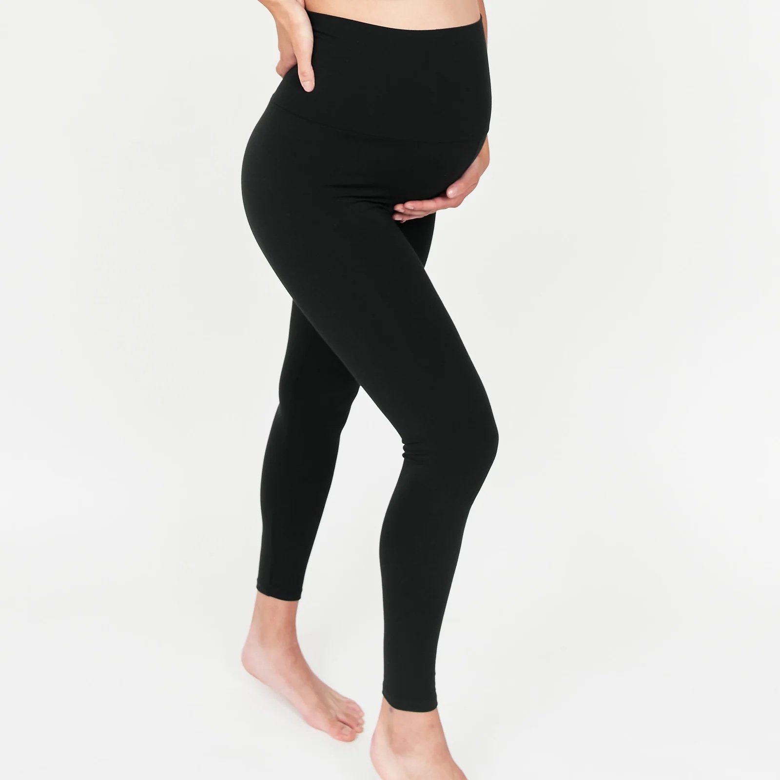 Best Stretchy Fabrics When Shopping for Maternity Clothing – Larken