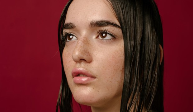 Everything You Need To Know About Freckle Tattoos, According to Experts
