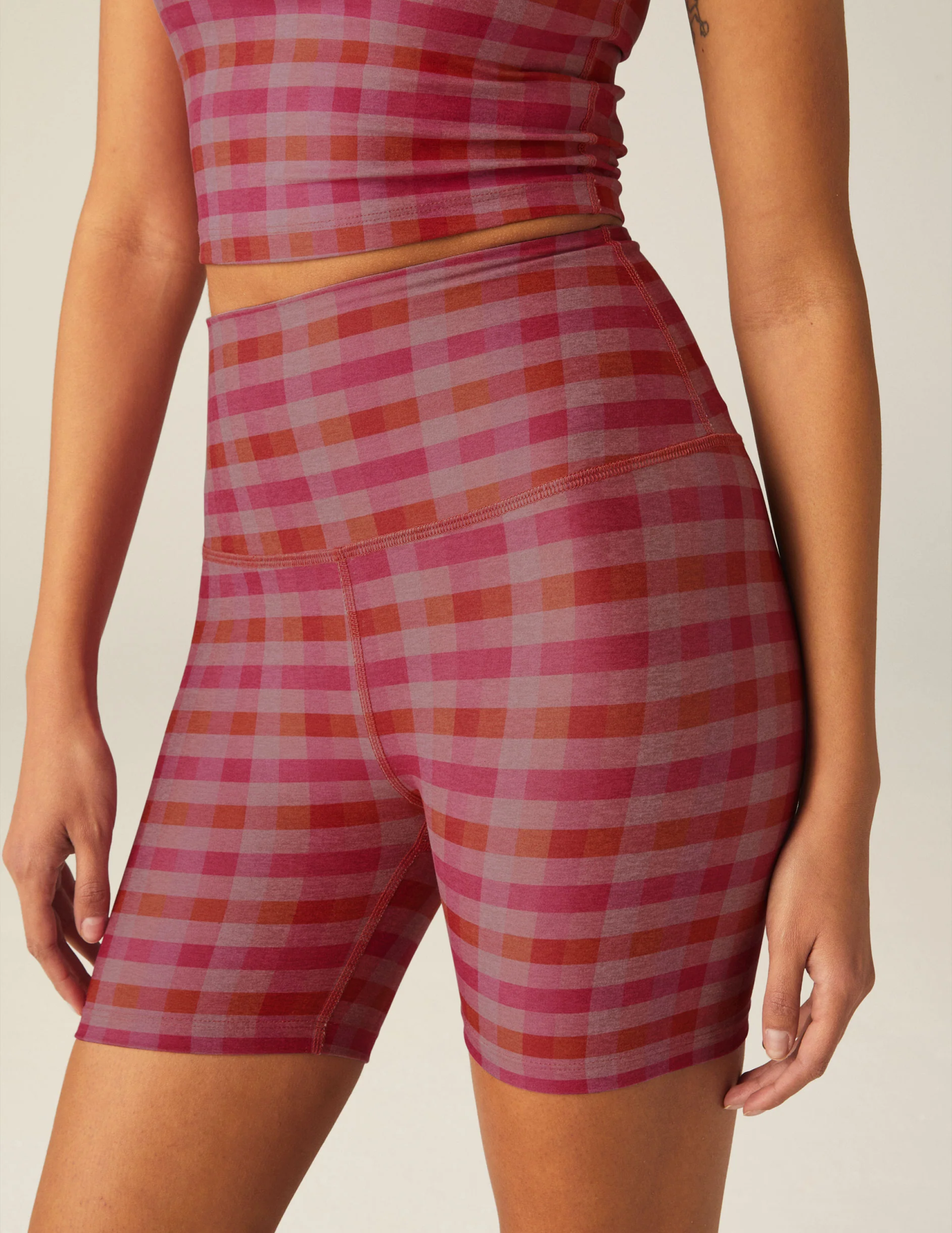 Beyond Yoga Pink Gingham SoftMark Keep Pace Biker Short